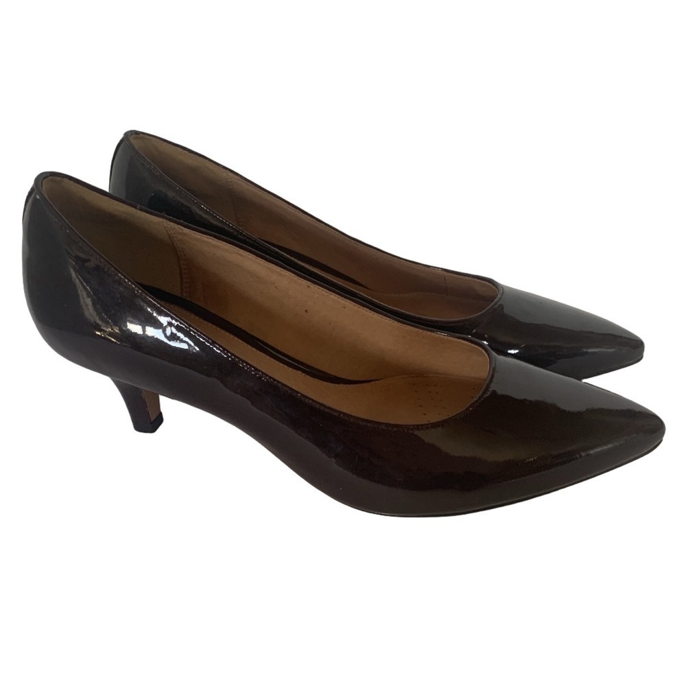 Clarks Artisan Shoes Classic Pumps Patent Leather Burgundy Kitten Heel 2 Size 9